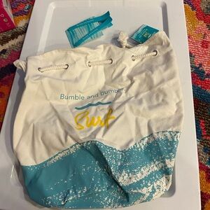 Bumble and Bumble Surf Beach Bag & hair clips